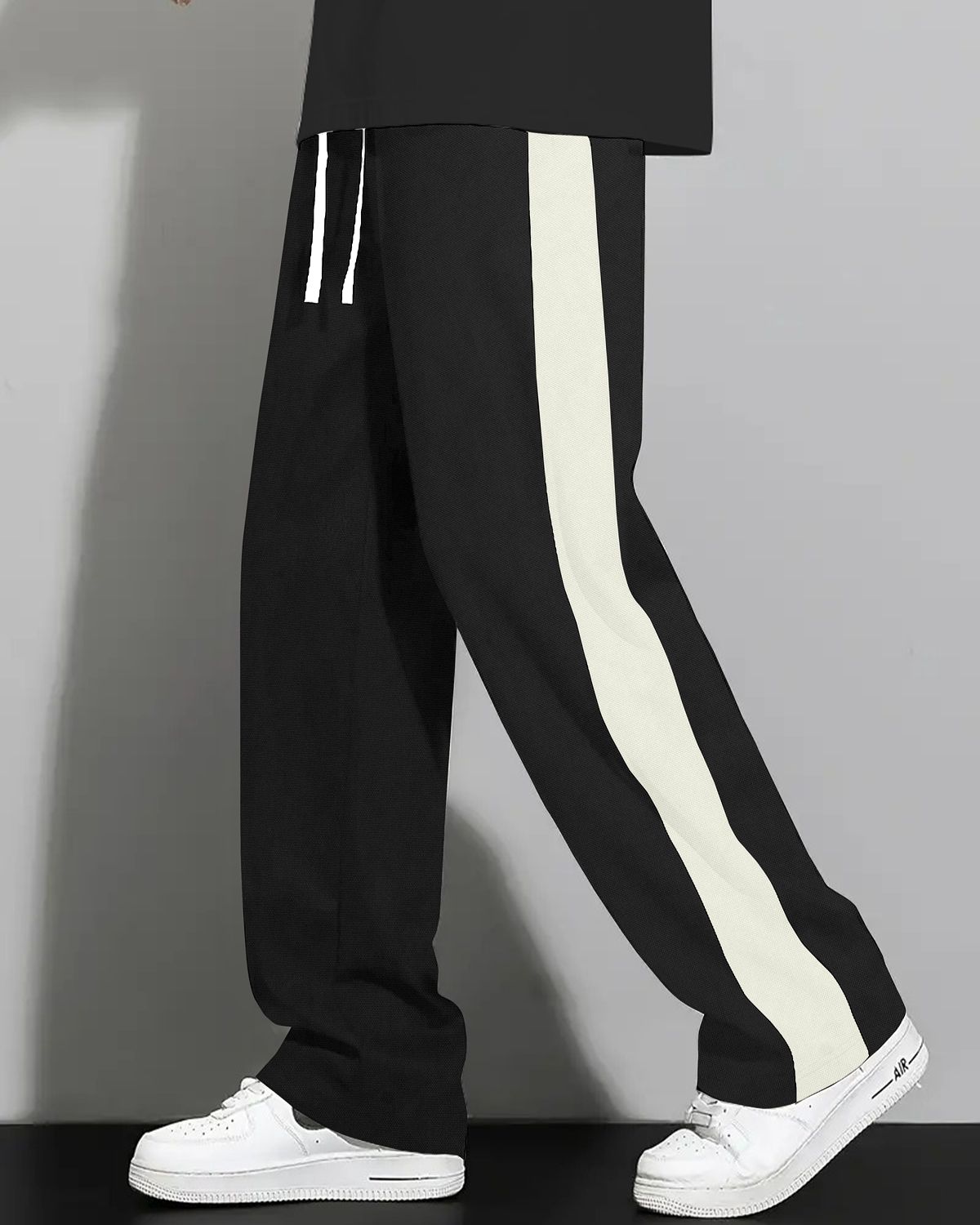 FINGERCROS Men's Premium Relaxed-Fit Side-Striped Drawstring Trousers
