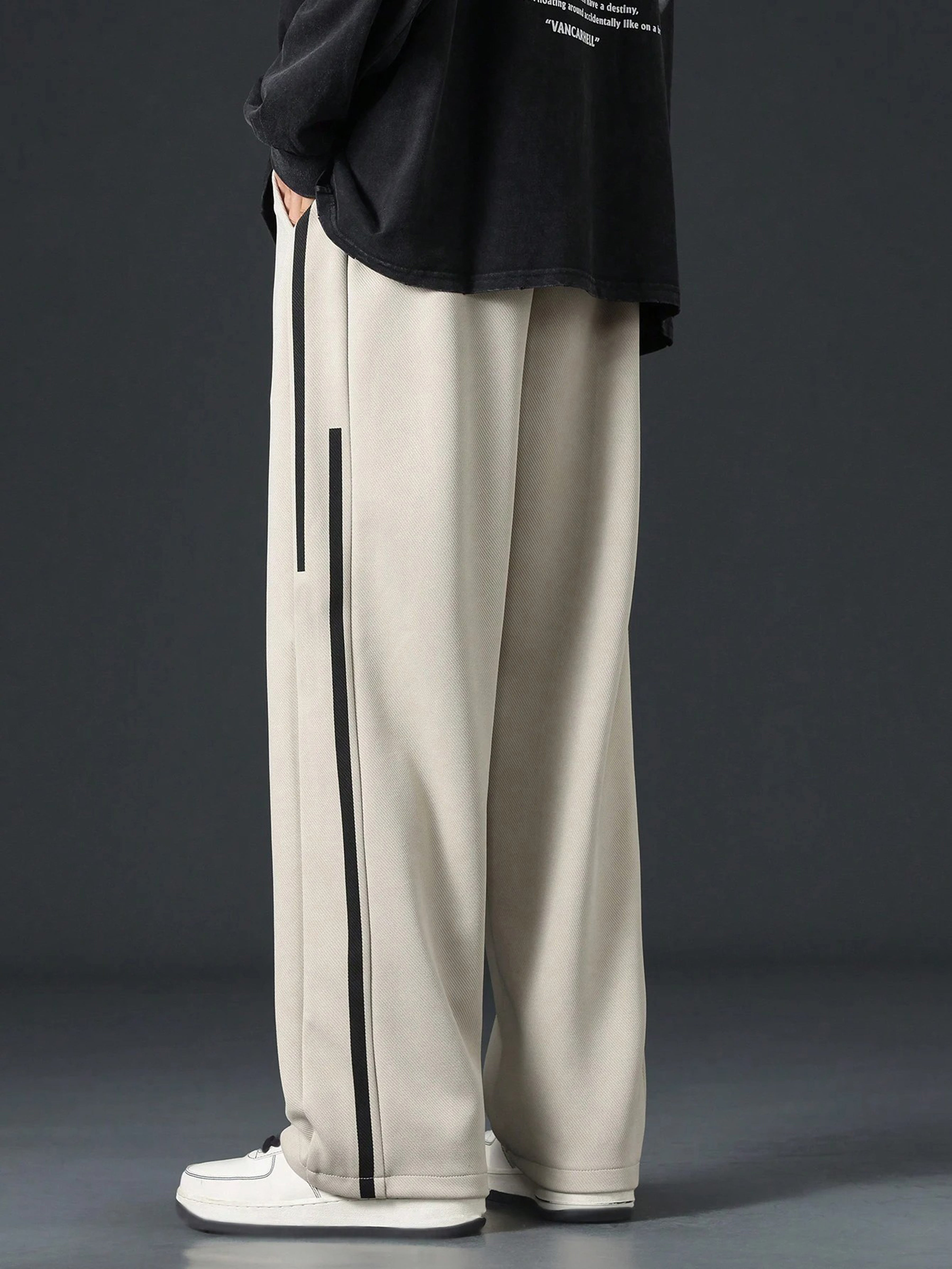 FINGERCROS Men's Premium Street-Style Relaxed-Fit Side-Striped Trousers