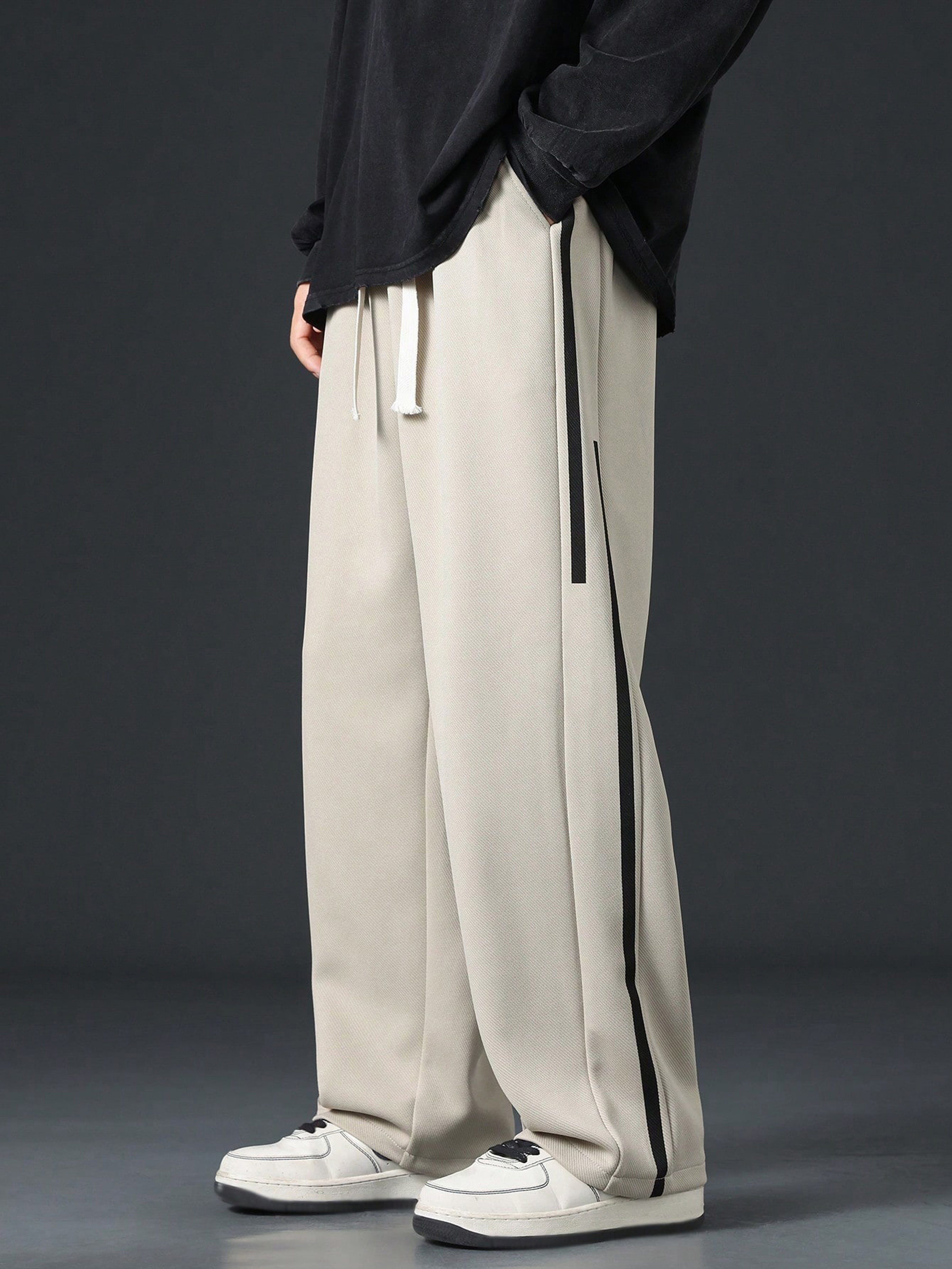 FINGERCROS Men's Premium Street-Style Relaxed-Fit Side-Striped Trousers