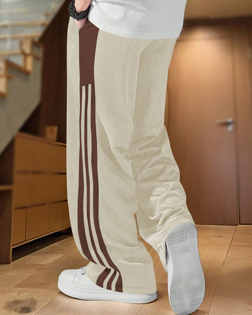 FINGERCROS Men's Modern Athleisure Three-Stripe Relaxed-Fit Trousers