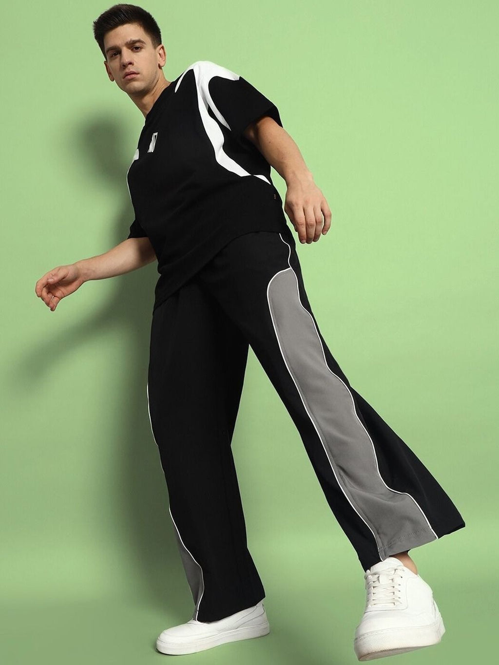 FINGERCROS Men’s Modern Color-Block Athletic Trousers
